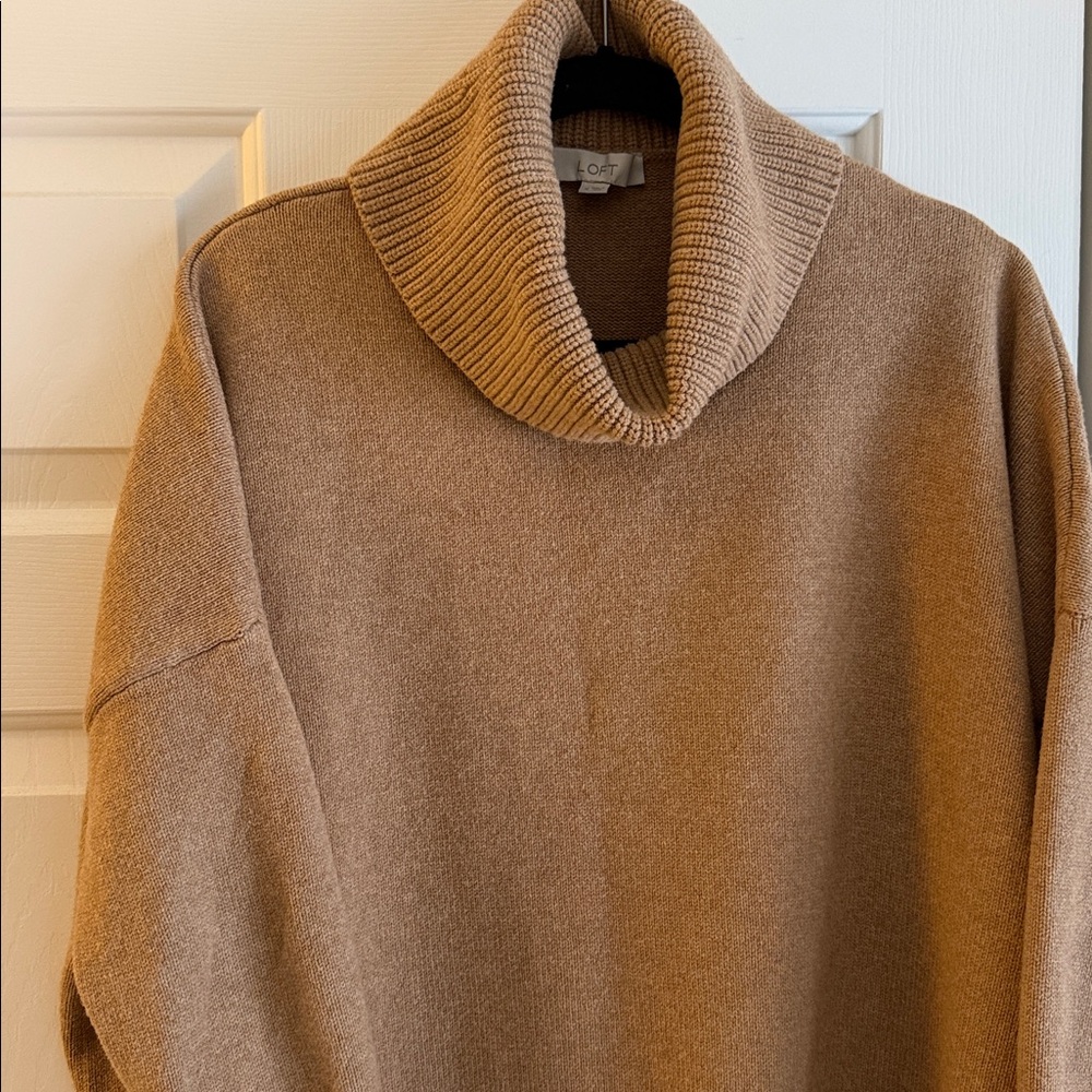 LOFT Camel Knit Turtleneck Sweater XL